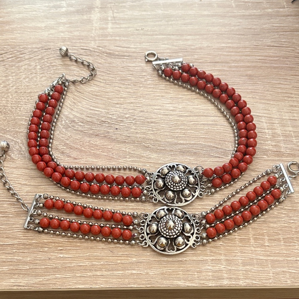 Southwestern style necklace and bracelet set